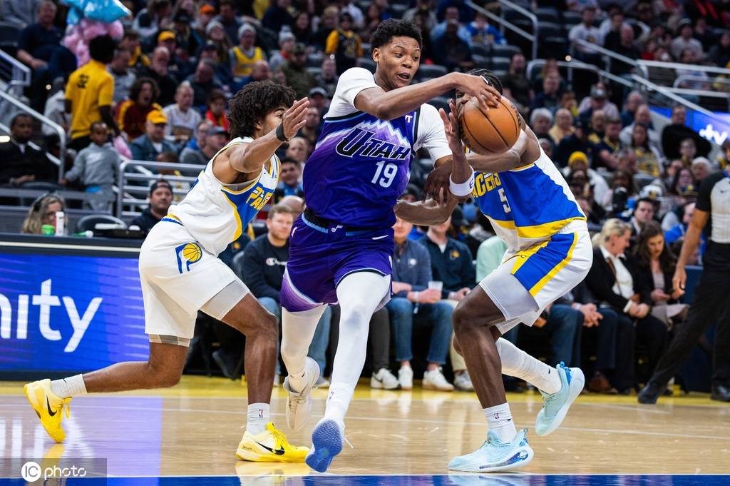 马尔卡宁27分杰克逊空砍24分 爵士胜步行者